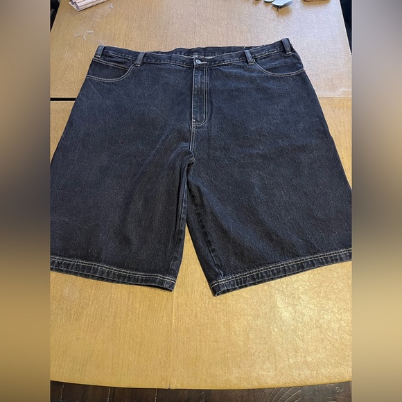 Rocawear shorts - Picture 2 of 6